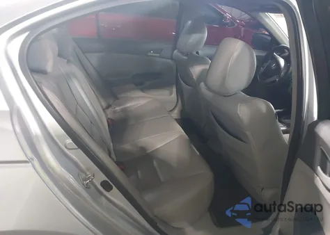 2010 Honda Accord 2.4 Lx из США, поврежденный, VIN 1HGCP2F32AA016123